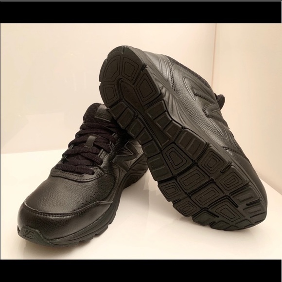 New Balance - Picture 6 of 9